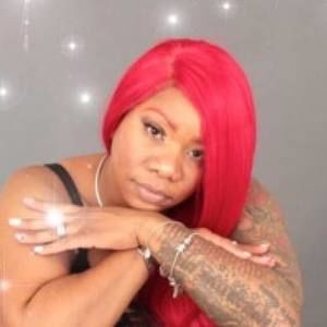 Meet your Posher, Tonya